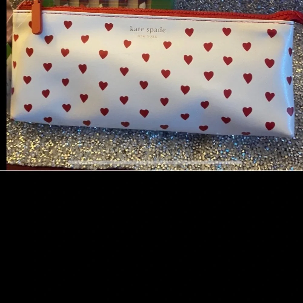 Kate Spade Mini Heart Pencil Case Set